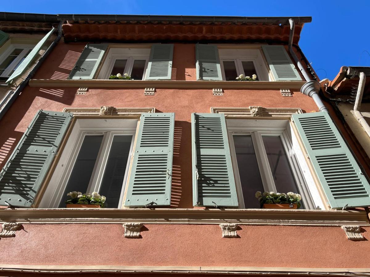 Rue Guillaumont Heart Of Old Holiday home *